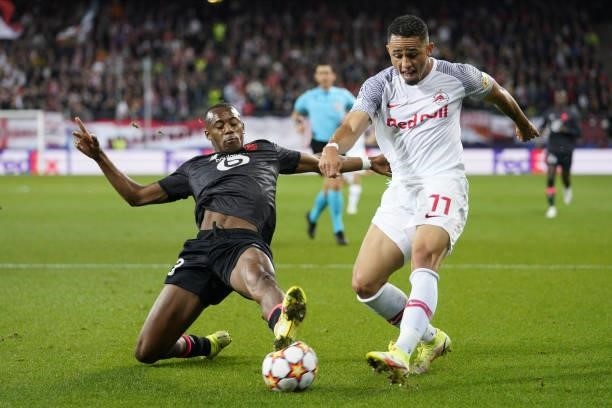 Tiago Djalo of Lille and Noah Okafor of Salzburg during the UEFA Champions League group G match between FC Red Bull Salzburg and Lille OSC at Red...