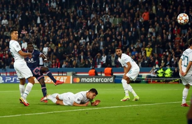 Idrissa Gueye of Paris Saint-Germain scores the opening goal during the UEFA Champions League group A match between Paris Saint-Germain and...
