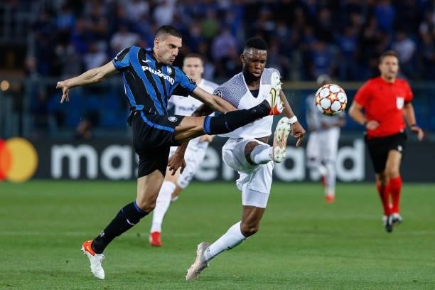 Merih Demiral and Jordy Siebatcheu Pefok contrast during the UEFA Champions League football match Atalanta BC vs Young Boys on September 29, 2021 at...