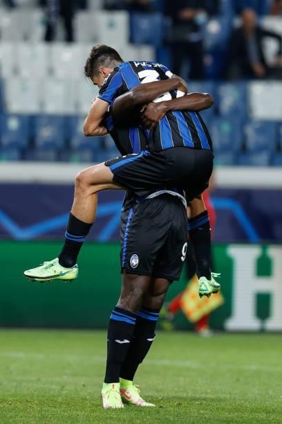 Matteo Pessina celebrates after scoring the opener during the UEFA Champions League football match Atalanta BC vs Young Boys on September 29, 2021 at...