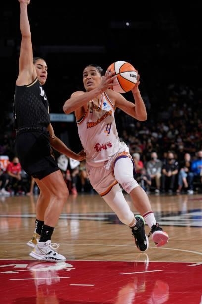 Skylar Diggins-Smith of the Phoenix Mercury drives to the basket against the Las Vegas Aces during Game Two of the 2021 WNBA Semifinals on September...
