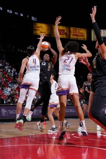 Chelsea Gray of the Las Vegas Aces looks to shoot the ball during the game against the Phoenix Mercury during Game Two of the 2021 WNBA Semifinals on...