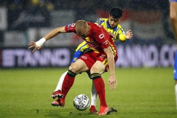 Isac Lidberg of Go Ahead Eagles, Ayman Azhil of RKC Waalwijk during the Dutch Eredivisie match between RKC Waalwijk and Go Ahead Eagles at the...
