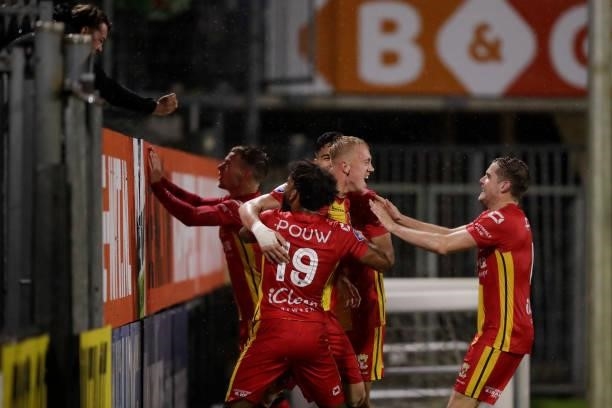 Isac Lidberg of Go Ahead Eagles, celebrate his goal 1-2, but cancelled due to foul on keeper, Ogechika Heil of Go Ahead Eagles, Philippe Rommens of...