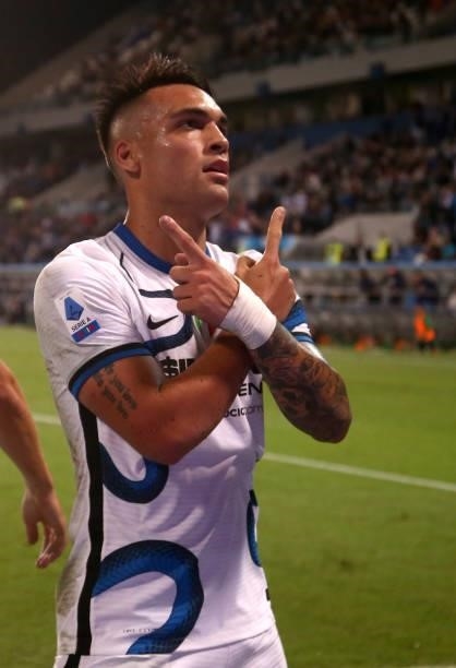 Lautaro Martinez of FC Internazionale celebrates after scores his penalty Goal ,during the Serie A match between US Sassuolo v FC Internazionale at...