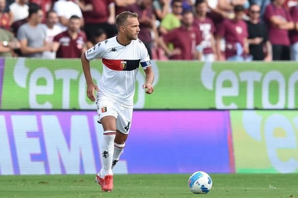 Domenico Criscito of Genoa CFC during the Serie A match between US Salernitana 1919 and Genoa CFC at Stadio Arechi, Salerno, Italy on 2 October 2021.