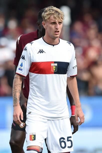 Nicolo' Rovella of Genoa CFC looks on during the Serie A match between US Salernitana 1919 and Genoa CFC at Stadio Arechi, Salerno, Italy on 2...