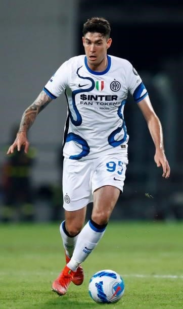 Alessandro Bastoni of FC Internazionale controls the ball during the Serie A match between US Sassuolo and FC Internazionale at Mapei Stadium -...