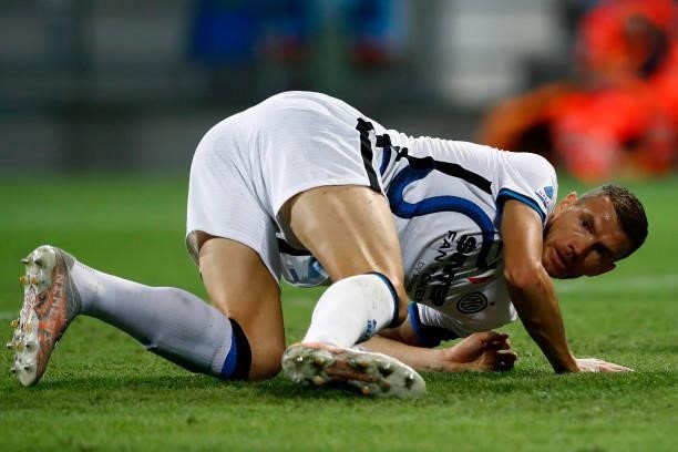 Edin Dzeko of FC Internazionale lies on the ground during the Serie A match between US Sassuolo and FC Internazionale at Mapei Stadium - Citta' del...