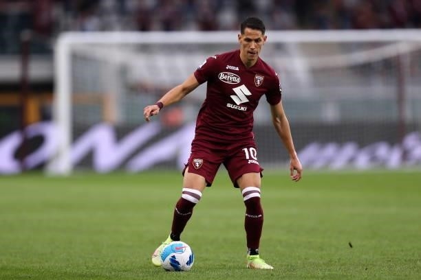 Sasa Lukic of Torino FC controls the ball during the Serie A match between Torino FC and Juventus at Stadio Olimpico di Torino on October 1, 2021 in...