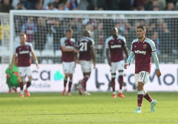 Dejection for West Ham United and Pablo Fornals during the Premier League match between West Ham United and Brentford at London Stadium on October 2,...