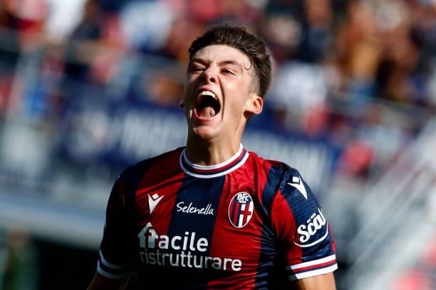 Aaron Hickey of Bologna Fc celebrates after scoring his team's third goal during the Serie A match between Bologna FC v SS Lazio at Stadio Renato...