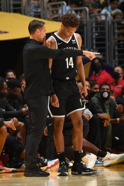 Head Coach Steve Nash of the Brooklyn Nets talks with Kessler Edwards during the game against the Los Angeles Lakers on October 3, 2021 at STAPLES...