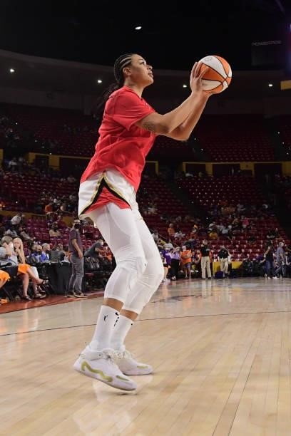 Liz Cambage of the Las Vegas Aces warms up before the game against the Phoenix Mercury during Game Three of the 2021 WNBA Semifinals on October 3,...