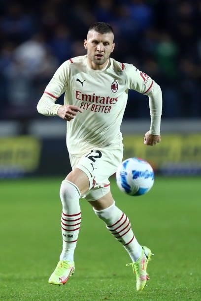Ante Rebic of AC Milan controls the ball during the Serie A match between Atalanta BC and AC Milan at Gewiss Stadium on October 3, 2021 in Bergamo,...