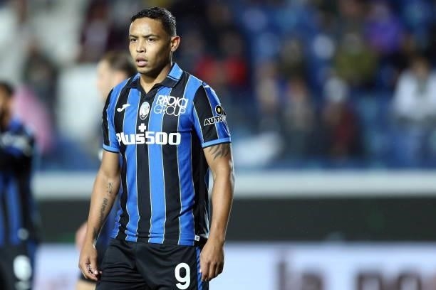 Luis Muriel of Atalanta BC looks on during the Serie A match between Atalanta BC and AC Milan at Gewiss Stadium on October 3, 2021 in Bergamo, Italy.