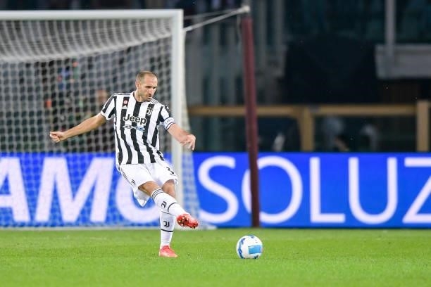 Giorgio Chiellini of Juventus controls the ball during the Serie A match between Torino FC v Juventus at Stadio Olimpico di Torino on October 02,...