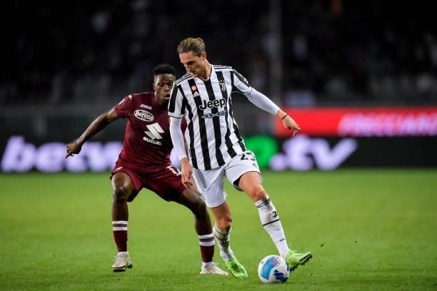 Adrien Rabiot of Juventus controls the ball during the Serie A match between Torino FC v Juventus at Stadio Olimpico di Torino on October 02, 2021 in...