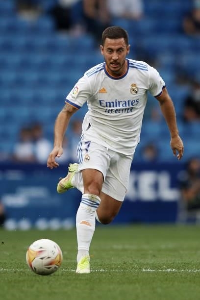 Eden Hazard of Real Madrid runs with the ball during the La Liga Santander match between RCD Espanyol and Real Madrid CF at RCDE Stadium on October...
