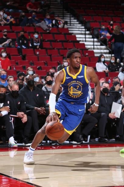 Langston Galloway of the Golden State Warriors dribbles the ball during the game against the Portland Trail Blazers on October 4, 2021 at the Moda...