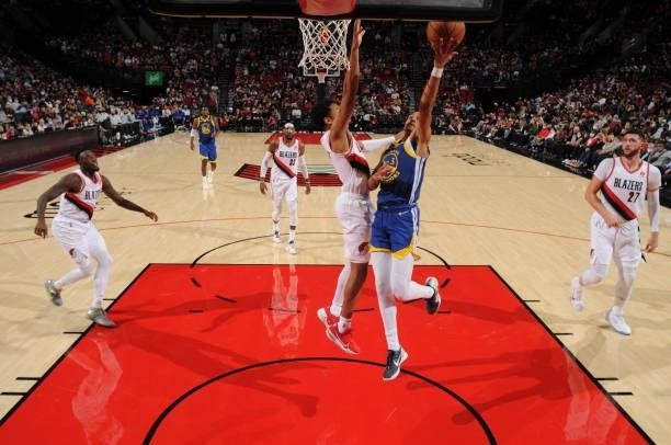 Jordan Poole of the Golden State Warriors shoots the ball during a preseason game against the Portland Trail Blazers on October 4, 2021 at the Moda...
