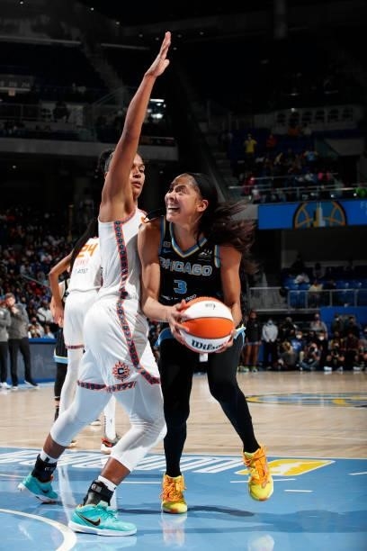 Candace Parker of the Chicago Sky drives to the basket against the Connecticut Sun during Game Four of the 2021 WNBA Semifinals on October 6, 2021 at...