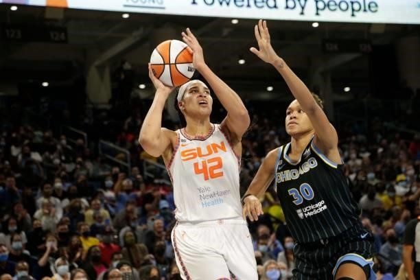 Brionna Jones of the Connecticut Sun drives to the basket against the Chicago Sky during Game 4 of the 2021 WNBA Semifinals on October 6, 2021 at the...