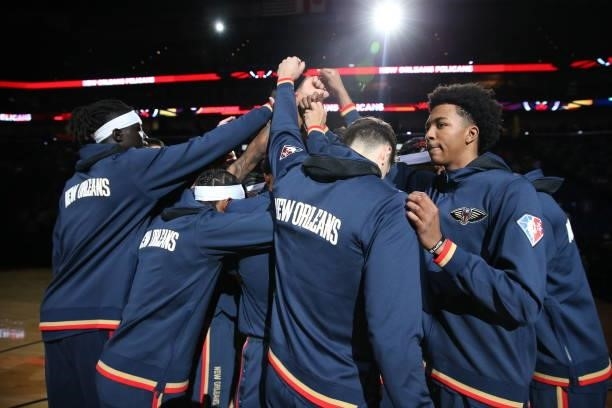 The New Orleans Pelicans huddle up before the preseason game against the Orlando Magic on October 6, 2021 at the Smoothie King Center in New Orleans,...