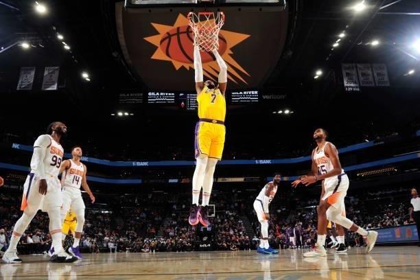 Carmelo Anthony of the Los Angeles Lakers drives to the basket against the Phoenix Suns during a preseason game on October 6, 2021 at Footprint...