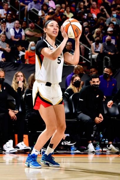 Dearica Hamby of the Las Vegas Aces shoots the ball against the Phoenix Mercury during Game Four of the 2021 WNBA Semifinals on October 6, 2021 at...