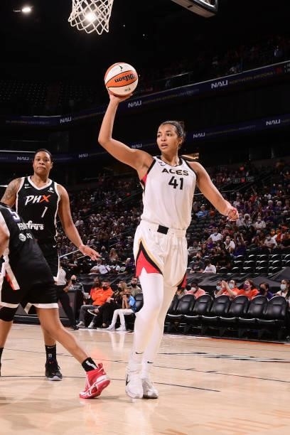 Kiah Stokes of the Las Vegas Aces passes the ball against the Phoenix Mercury during Game Four of the 2021 WNBA Semifinals on October 6, 2021 at...
