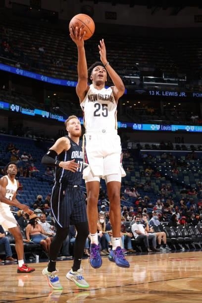 Trey Murphy III of the New Orleans Pelicans shoots the ball against the Orlando Magic during a preseason game on October 6, 2021 at the Smoothie King...