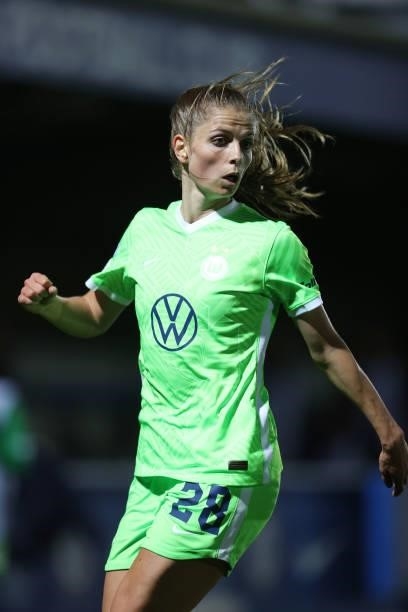 Tabea Wassmuth of Wolfsburg during the UEFA Women's Champions League group A match between Chelsea FC Women and VfL Wolfsburg at Kingsmeadow on...