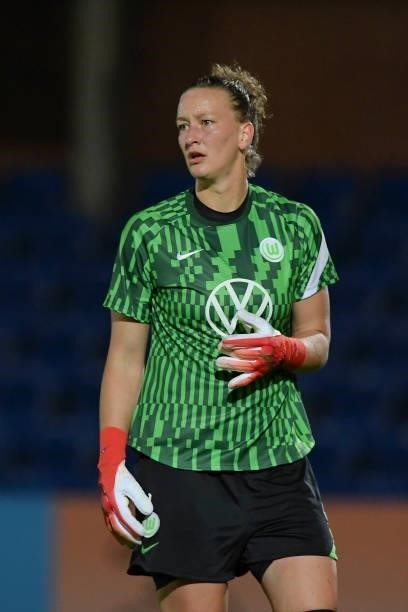Almuth Schult of VfL Wolfsburg looks on during the UEFA Women's Champions League group A match between Chelsea FC Women and VfL Wolfsburg at...