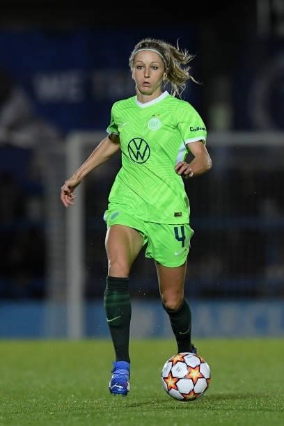 Kathrin Hendrich of VfL Wolfsburg controls the ball during the UEFA Women's Champions League group A match between Chelsea FC Women and VfL Wolfsburg...