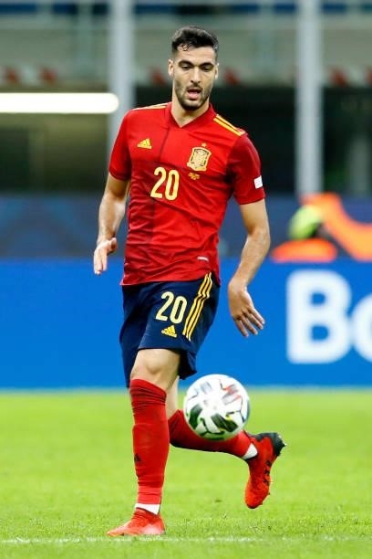 Mikel Merino of Spain controls the ball during the UEFA Nations League Semi-Final match between the Italy and Spain at San Siro Stadium on October 6,...