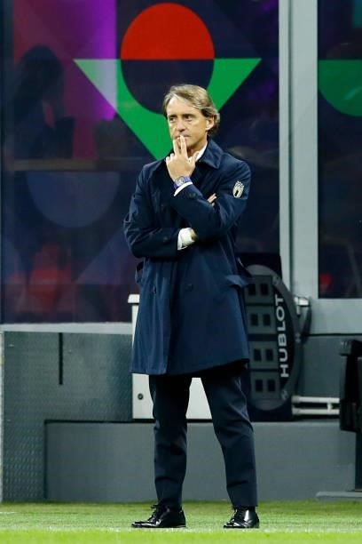 Head coach Roberto Mancini of Italy looks on during the UEFA Nations League Semi-Final match between the Italy and Spain at San Siro Stadium on...