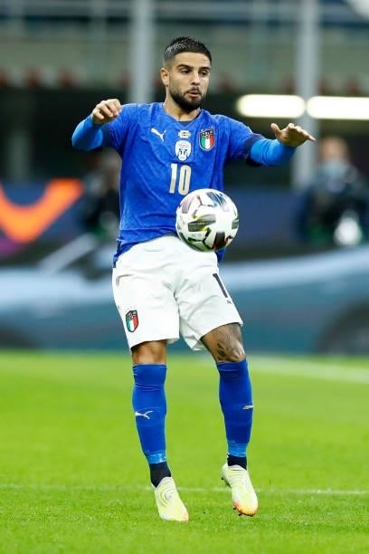 Lorenzo Insigne of Italy controls the ball during the UEFA Nations League Semi-Final match between the Italy and Spain at San Siro Stadium on October...