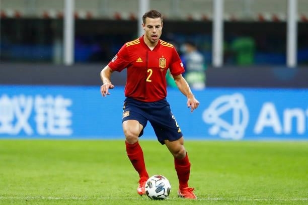 Cesar Azpilicueta of Spain controls the ball during the UEFA Nations League Semi-Final match between the Italy and Spain at San Siro Stadium on...