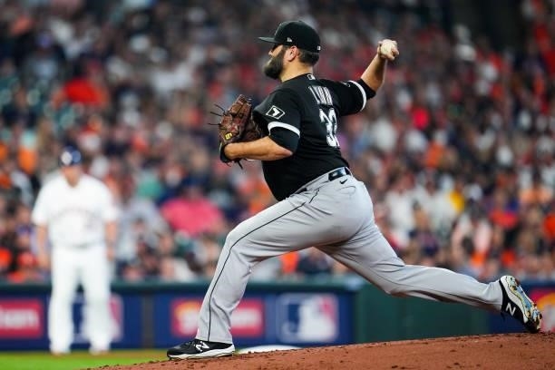 Lance Lynn of the Chicago White Sox pitches in the first inning during Game 1 of the ALDS between the Chicago White Sox and the Houston Astros at...