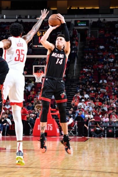 Tyler Herro of the Miami Heat shoots the ball during a preseason game against the Houston Rockets on October 7, 2021 at the Toyota Center in Houston,...