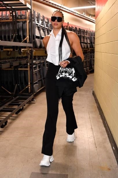 Liz Cambage of the Las Vegas Aces arrives prior to the game against the Phoenix Mercury during Game Five of the 2021 WNBA Semifinals on October 8,...