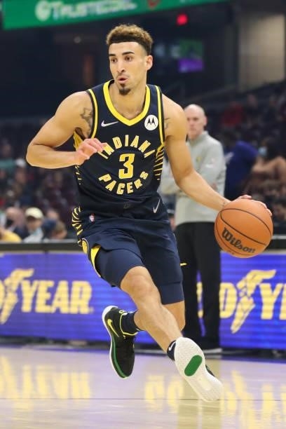 Chris Duarte of the Indiana Pacers drives to the basket during a preseason game against the Cleveland Cavaliers on October 8, 2021 at Rocket Mortgage...