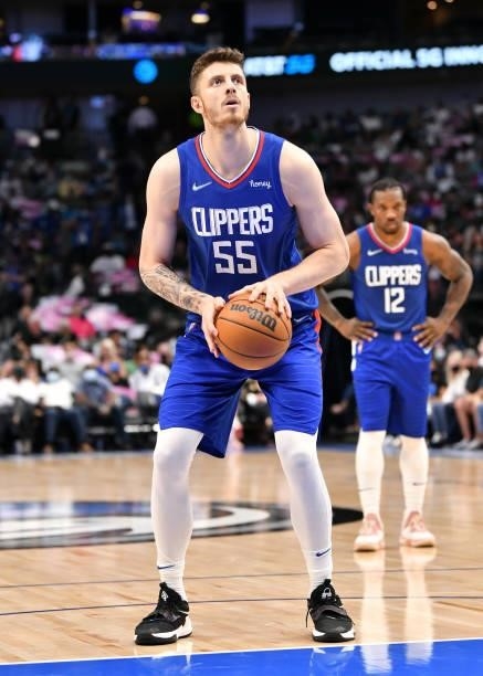 Isaiah Hartenstein of the LA Clippers looks on during a preseason game against the Dallas Mavericks on October 8, 2021 at the American Airlines...