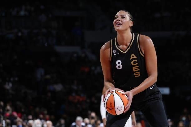 Liz Cambage of the Las Vegas Aces shoots a free throw during the game against the Phoenix Mercury during Game Five of the 2021 WNBA Semifinals on...