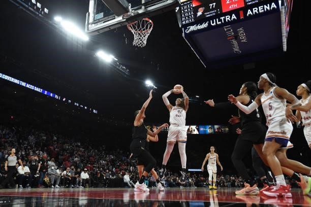 Brittney Griner of the Phoenix Mercury drives to the basket against the Las Vegas Aces during Game Five of the 2021 WNBA Semifinals on October 8,...