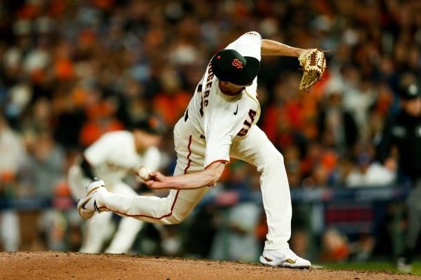 Tyler Rogers of the San Francisco Giants pitches during Game 1 of the NLDS between the Los Angeles Dodgers and the San Francisco Giants at Oracle...