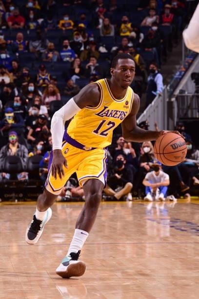 Kendrick Nunn of the Los Angeles Lakers dribbles the ball during a preseason game against the Golden State Warriors on October 8, 2021 at Chase...