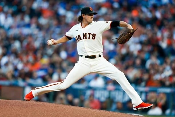 Kevin Gausman of the San Francisco Giants pitches in the first inning of Game 2 of the NLDS between the Los Angeles Dodgers and the San Francisco...