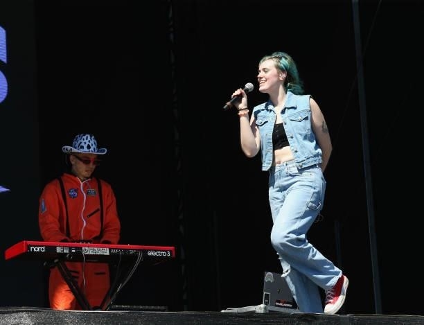 Frances Forever performs in concert during day two of the second weekend of Austin City Limits Music Festival at Zilker Park on October 9, 2021 in...